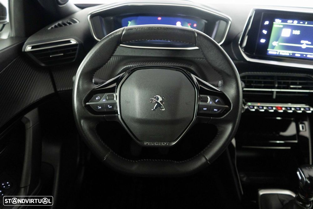 Peugeot 2008 1.2 PureTech Allure Pack - 27