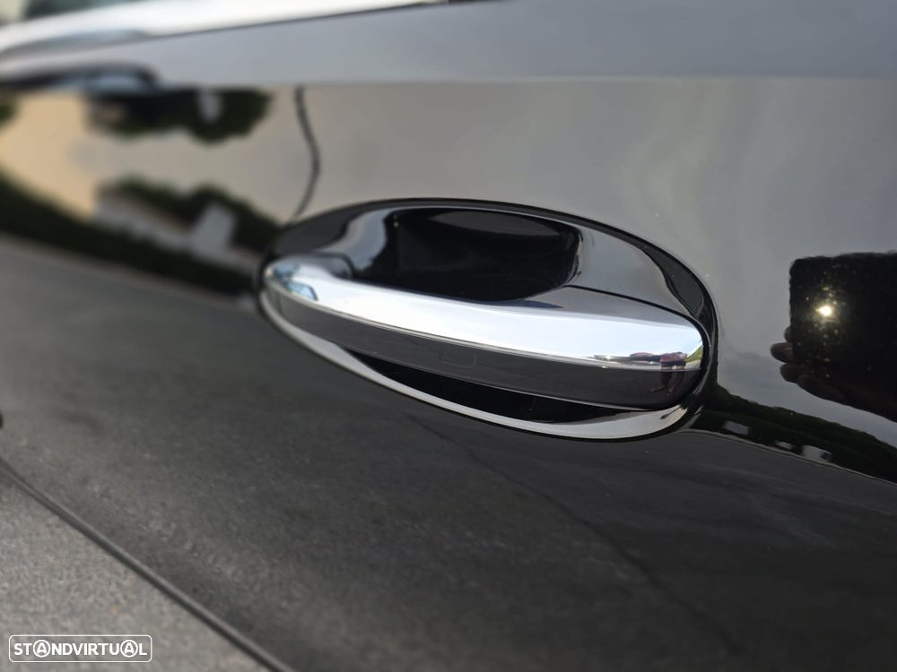 Mercedes-Benz C 300 e T 9G-TRONIC Avantgarde - 17
