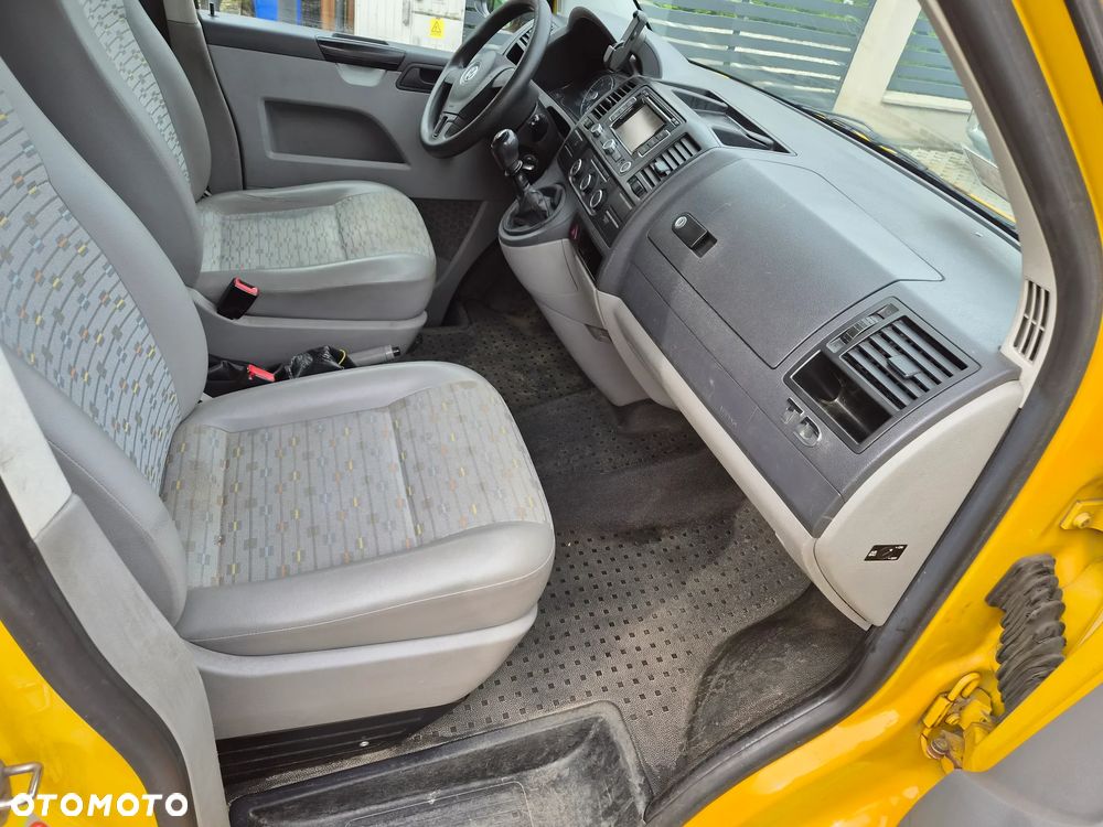 Volkswagen Transporter - 13