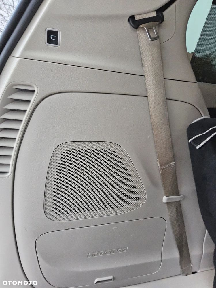 Chrysler Pacifica - 15