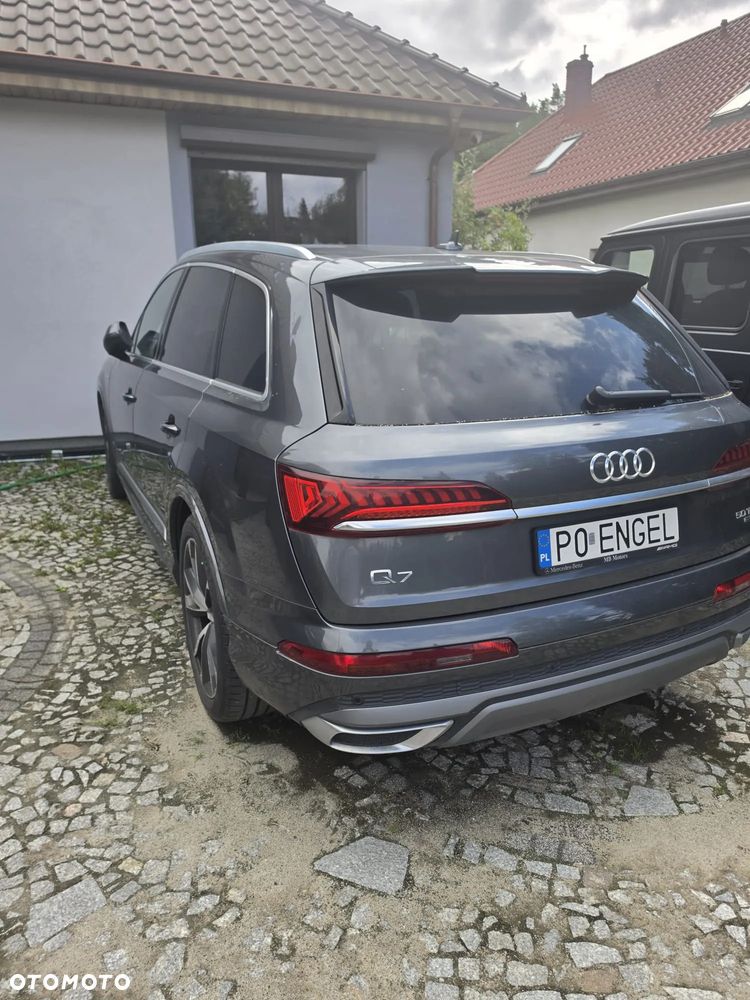Audi Q7 - 7
