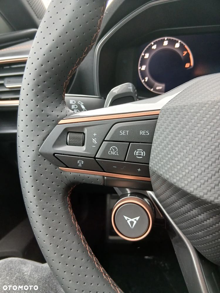 Cupra Leon 1.5 eTSI DSG - 16