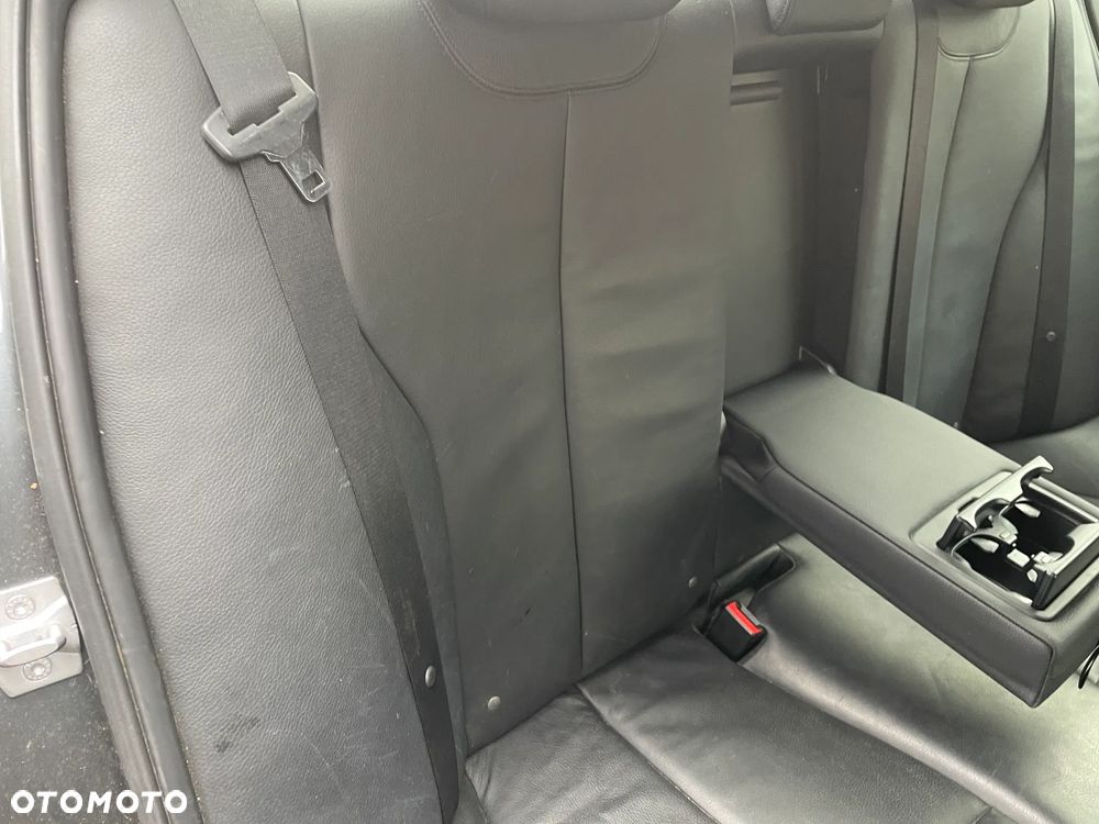 Fotele kanapa boczki bmw F30 skóra M pakiet podgrzewane - 4