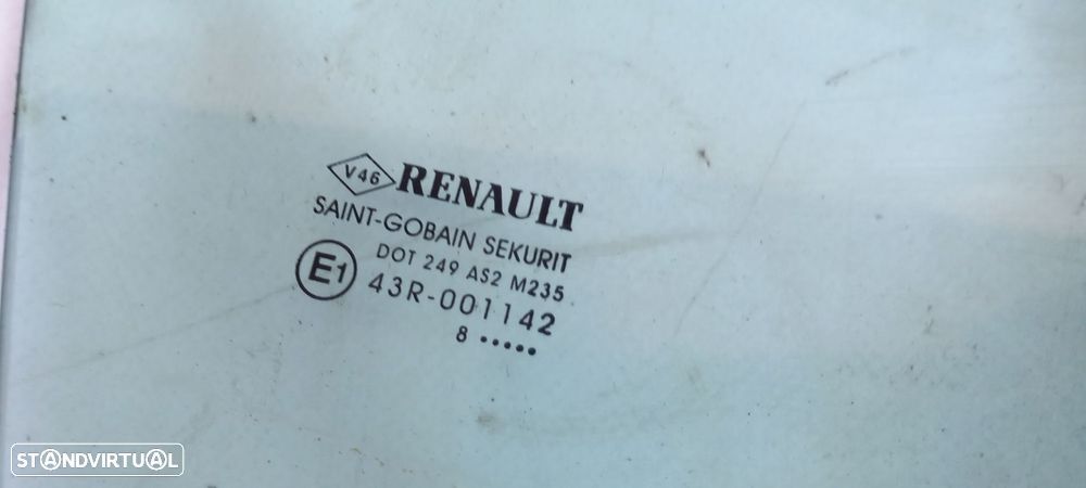Vidro porta frente direita RENAULT Megane III (BZ0_) - 2