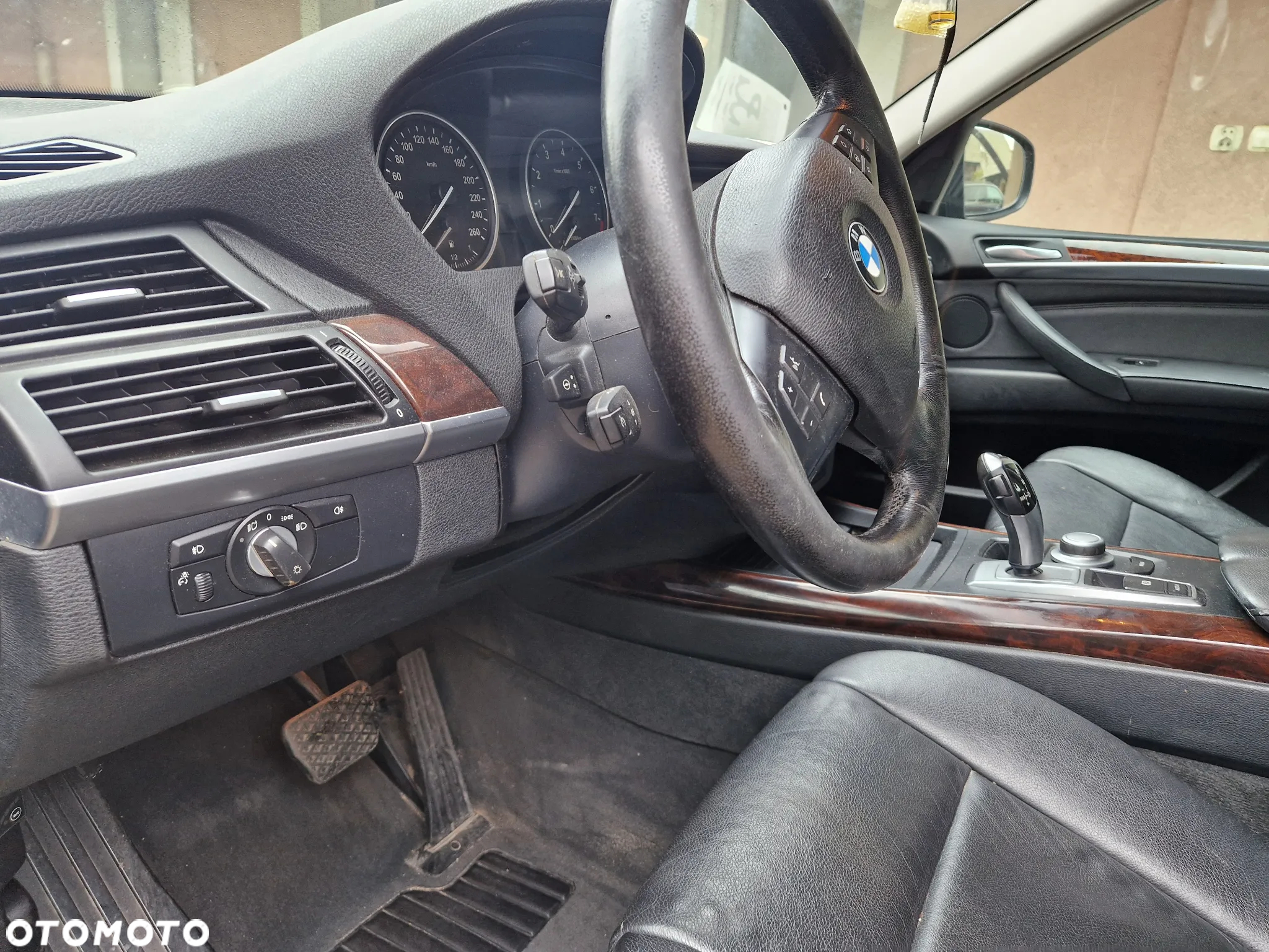 BMW X5 3.0si xDrive - 6