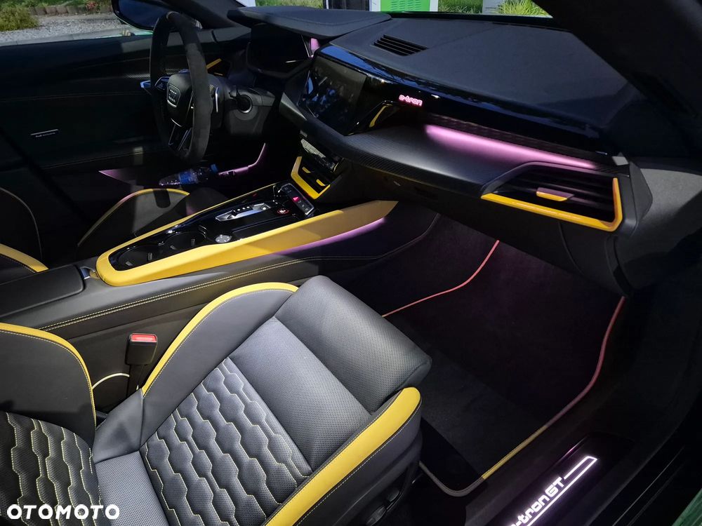 Audi e-tron GT quattro - 30