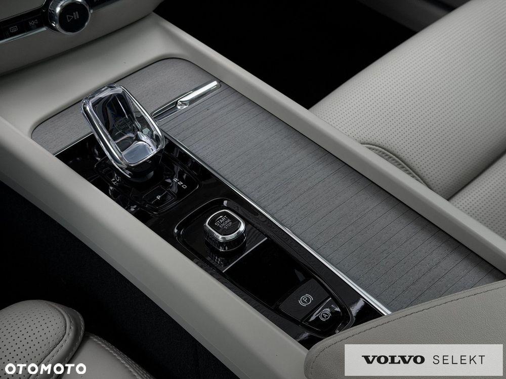 Volvo V60 Cross Country - 28