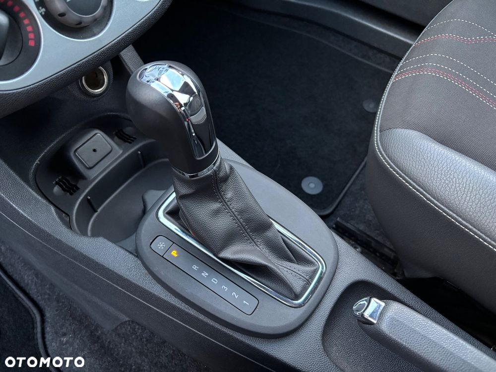 Opel Corsa 1.4 16V Automatik 150 Jahre - 30