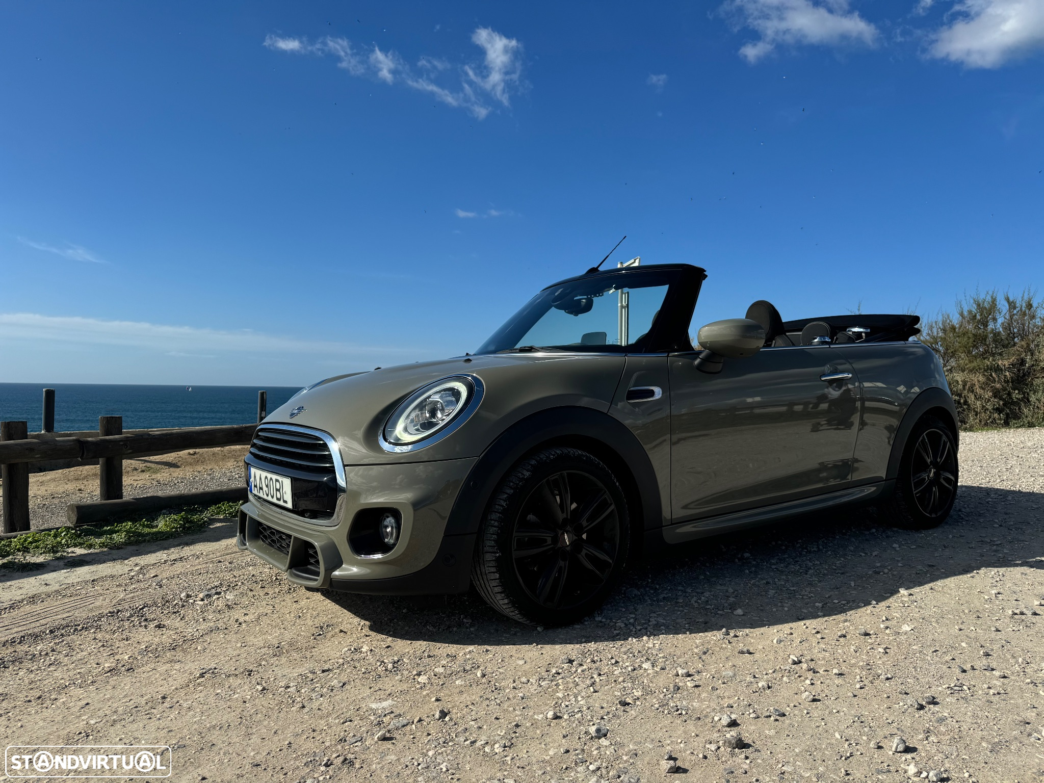 MINI Cabrio Cooper Auto - 14