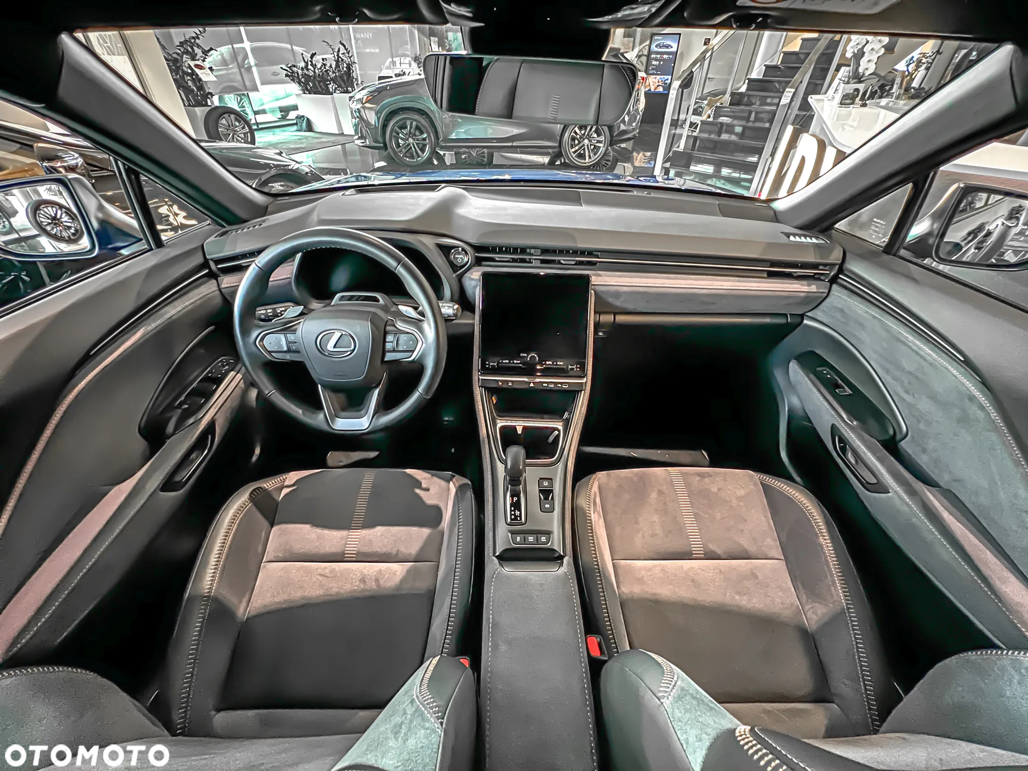 Lexus LBX 1.5 Hybrid Cool - 14