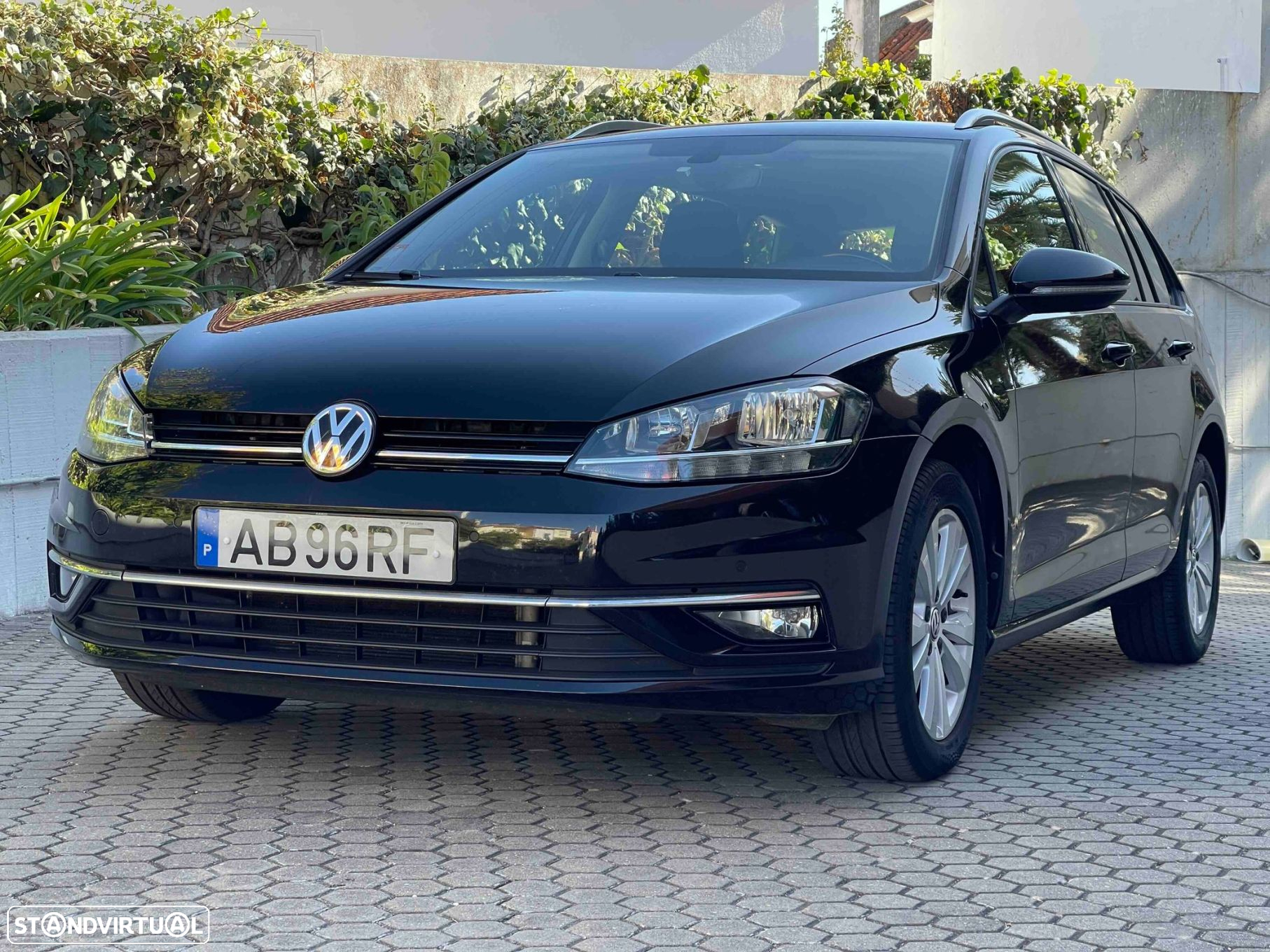 VW Golf 1.6 TDI Confortline - 17