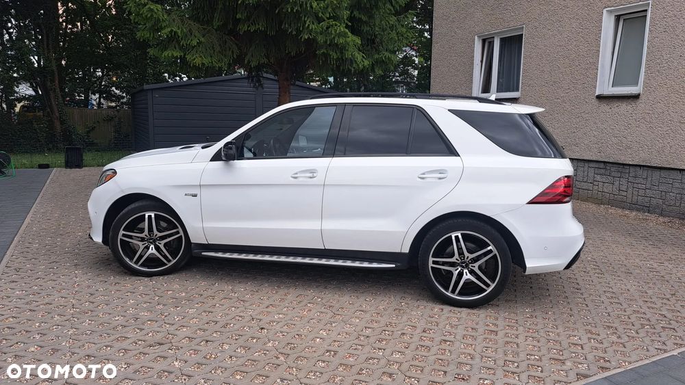 Mercedes-Benz GLE AMG 43 4-Matic - 4