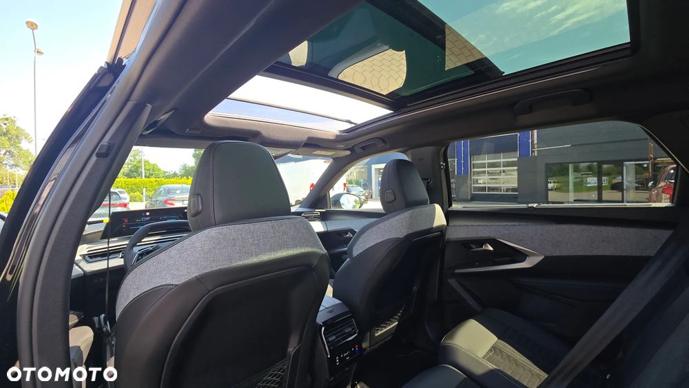Peugeot 5008 1.6 PHEV 195 GT Exclusive S&S e-DCS7 - 26