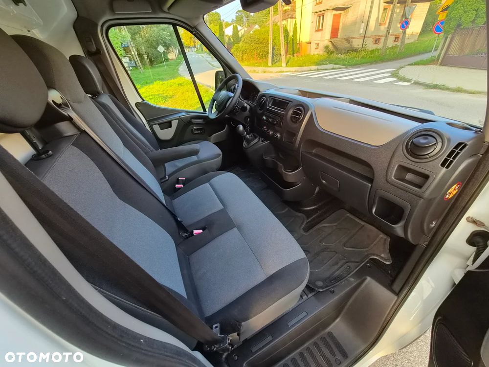 Renault Master - 32