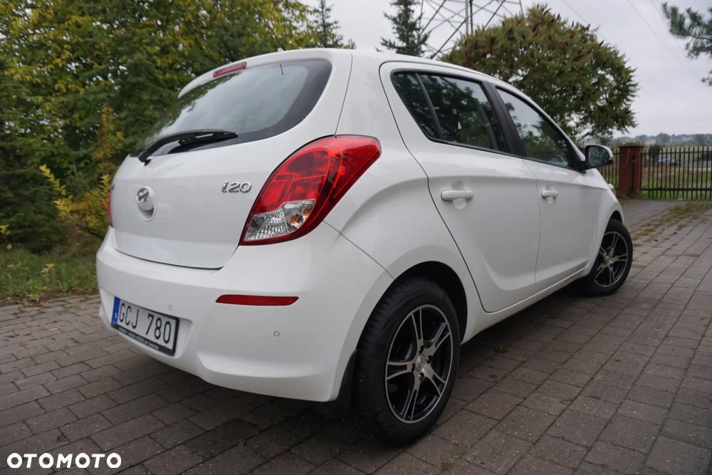 Hyundai i20 1.2 YES Gold - 9