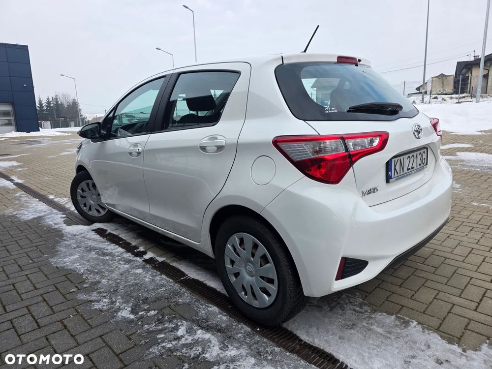 Toyota Yaris 1.5 Active - 2