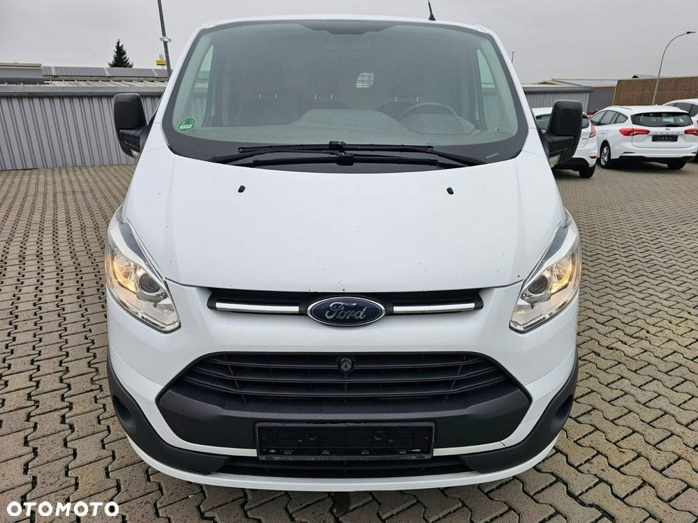 Ford Transit Custom - 8
