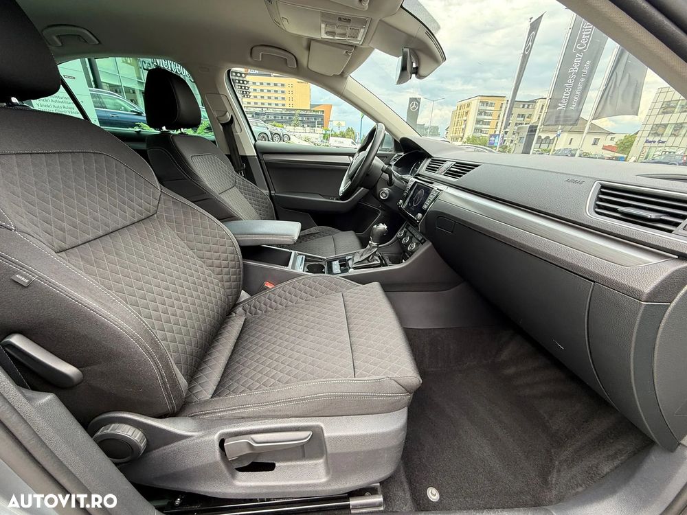 Skoda Superb 2.0 TDI DSG Ambition - 24
