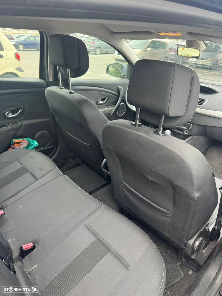 Renault Mégane Sport Tourer 1.5 dCi Confort - 5