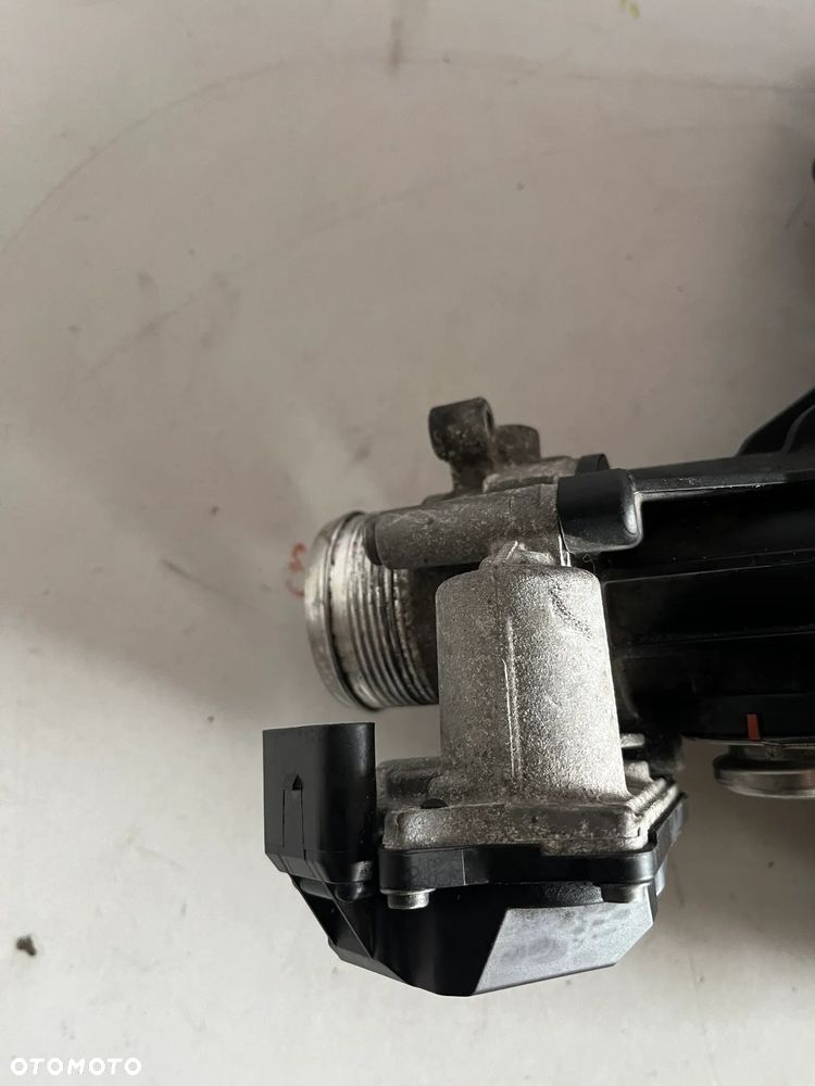 KOLEKTOR SSĄCY Z PRZEPUSTNICĄ 2.0 TDI CGL  03L129711BA PRZEPUSTNICA 03L128063T - 3