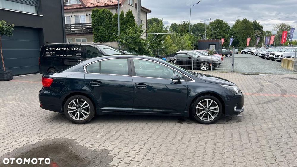 Toyota Avensis 2.2 D-CAT Premium - 6