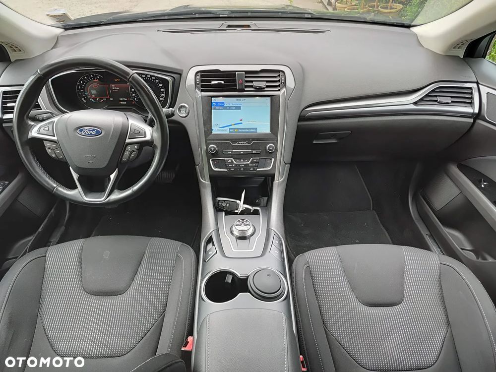 Ford Mondeo - 18