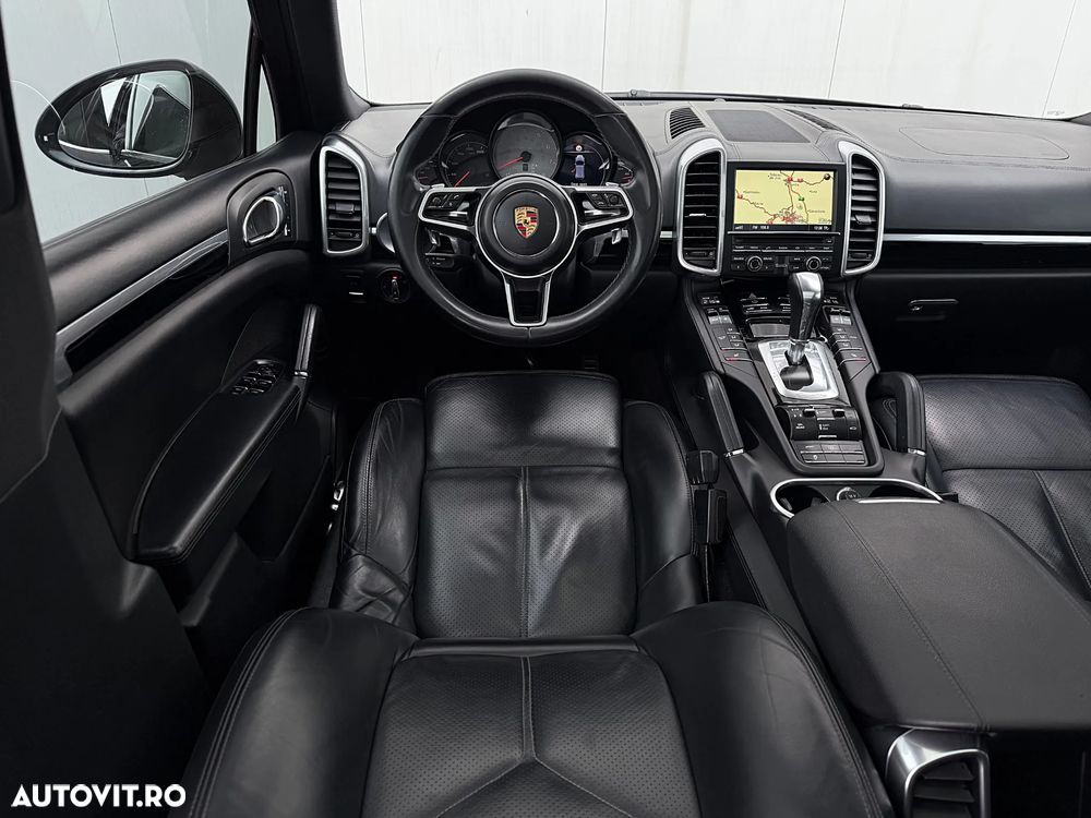 Porsche Cayenne S Platinum Edition - 18