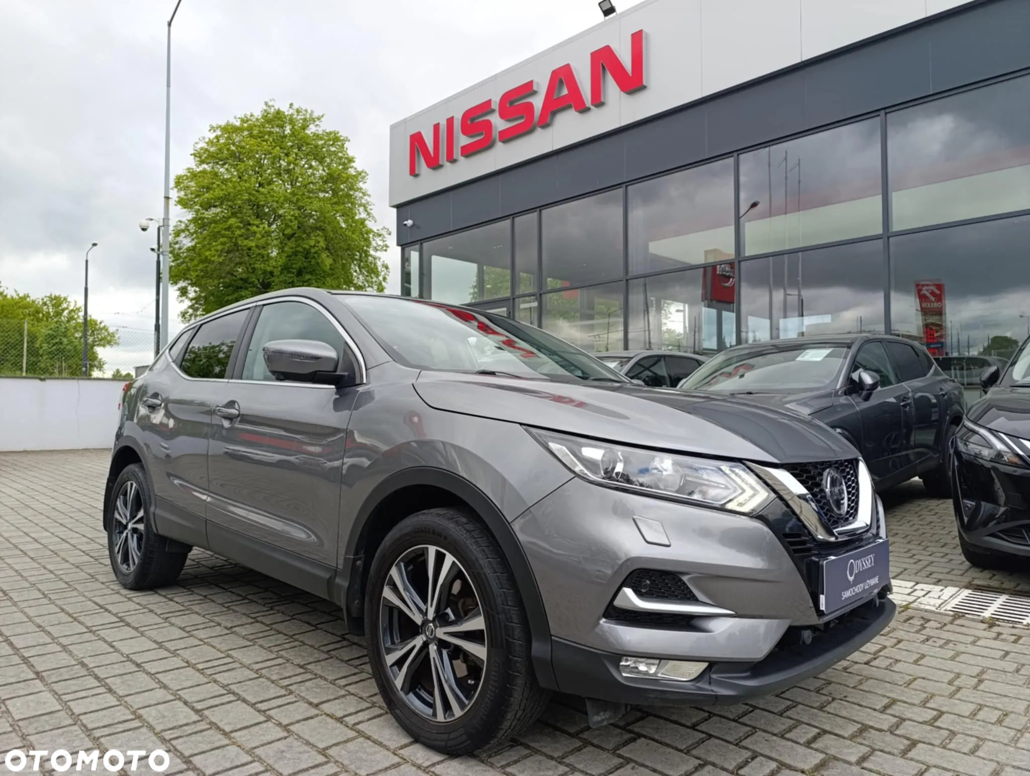 Nissan Qashqai 1.3 DIG-T N-Connecta - 4