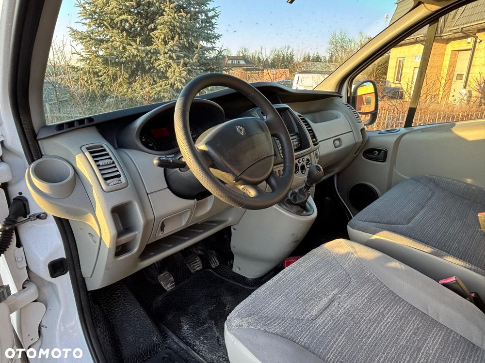 Renault trafic - 17