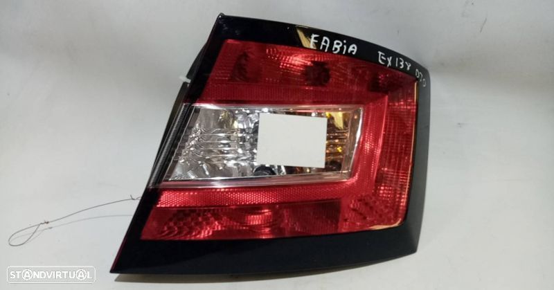 Farolim direito SKODA Fabia II Hatchback (542, 5J) - 1