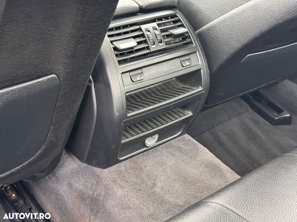 BMW Seria 5 520d xDrive Aut. Luxury Line - 11
