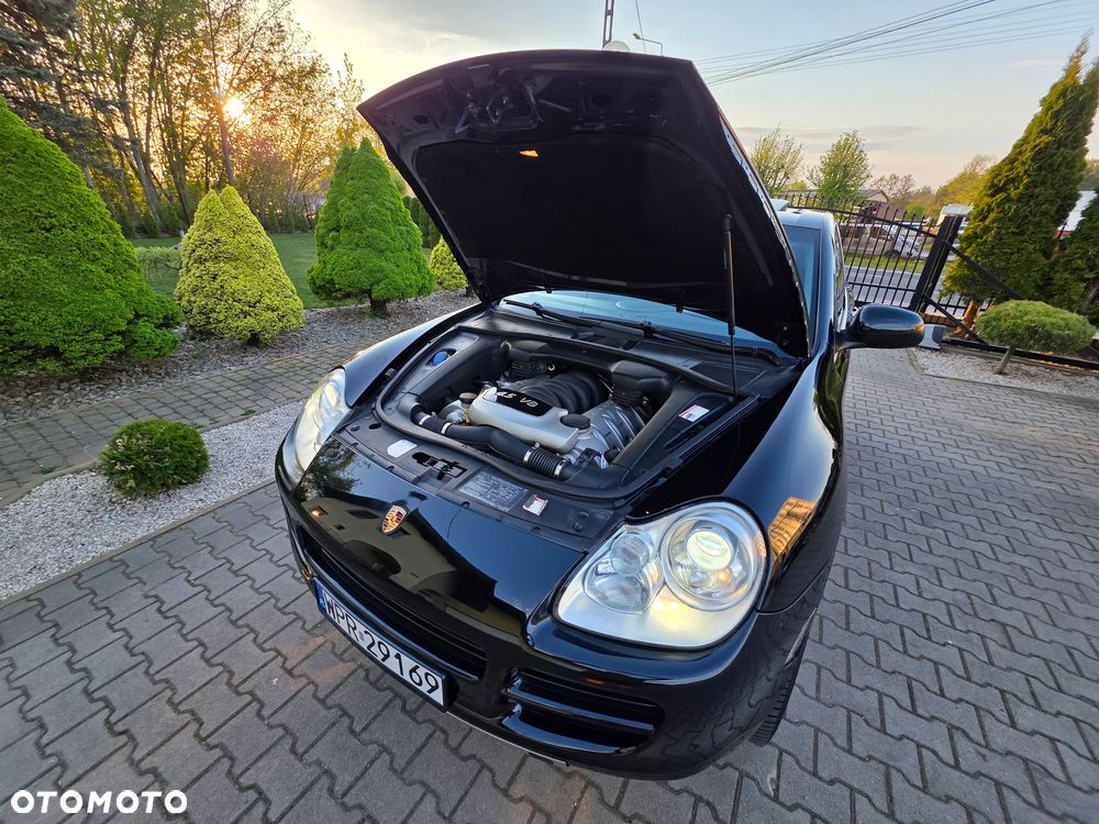 Porsche Cayenne - 11