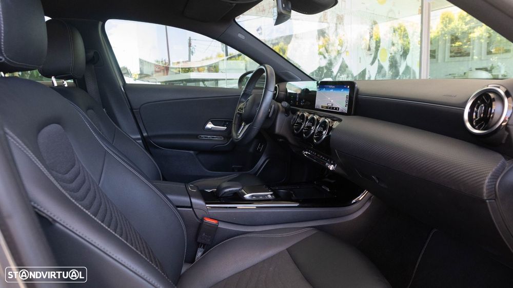 Mercedes-Benz A 250 e Style Plus - 12