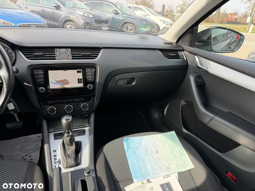 Skoda Octavia 2.0 TDI DSG Ambition - 13