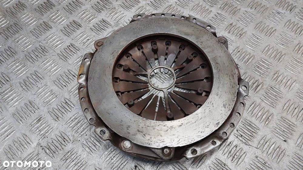 KOMPLETNE SZTYWNE SPRZĘGŁO TARCZA  DOCISK  FORD TRANSIT V LIFT 2.0 DI - 4