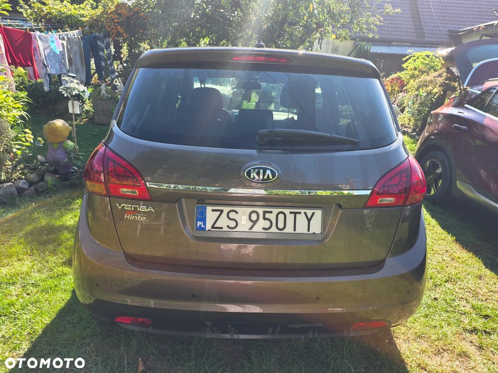 Kia Venga 2017 photo 2