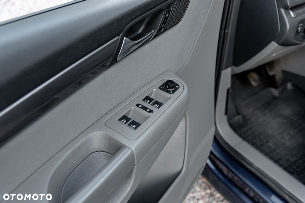 Seat Alhambra 2.0 TDI DPF Ecomotive - 17