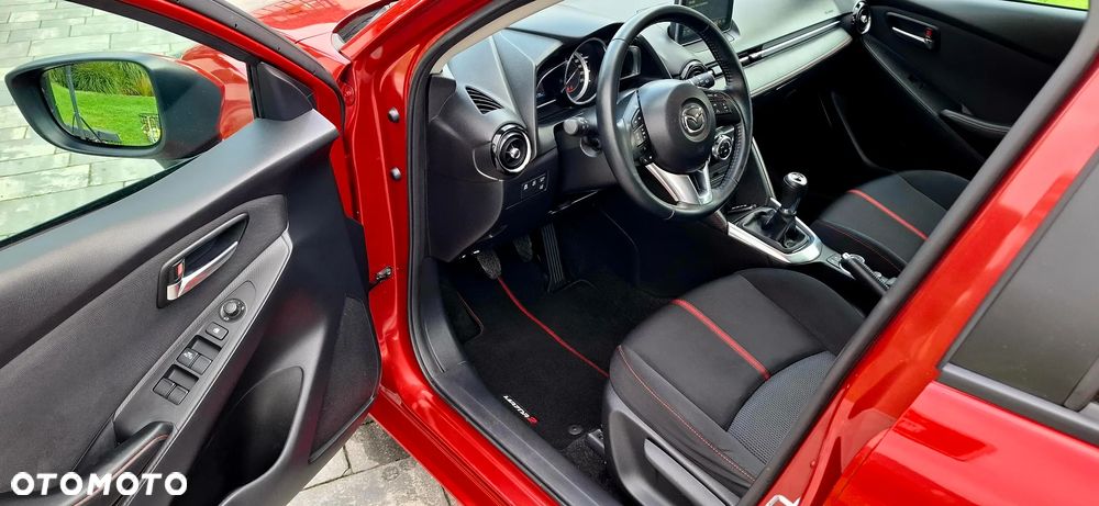 Mazda 2 SKYACTIV-G 90 Red Edition - 16