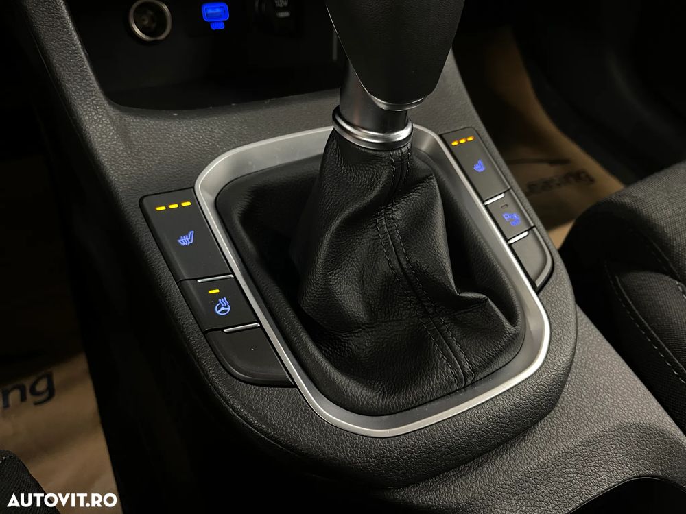Hyundai i30 1.5 110CP M/T Highway - 18