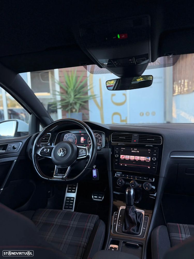 VW Golf 2.0 TSI GTI DSG Performance - 18