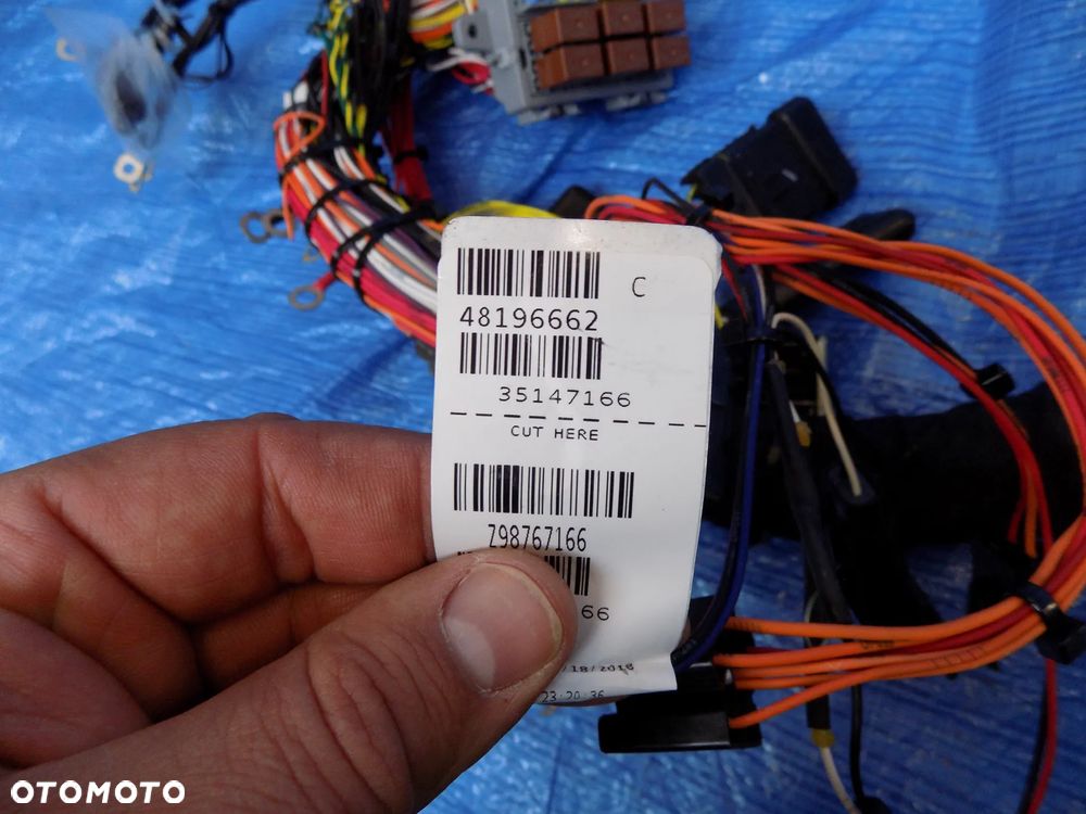 instalacja elektryczna wiązka 48196662 case 7250 8250 9250 - 10
