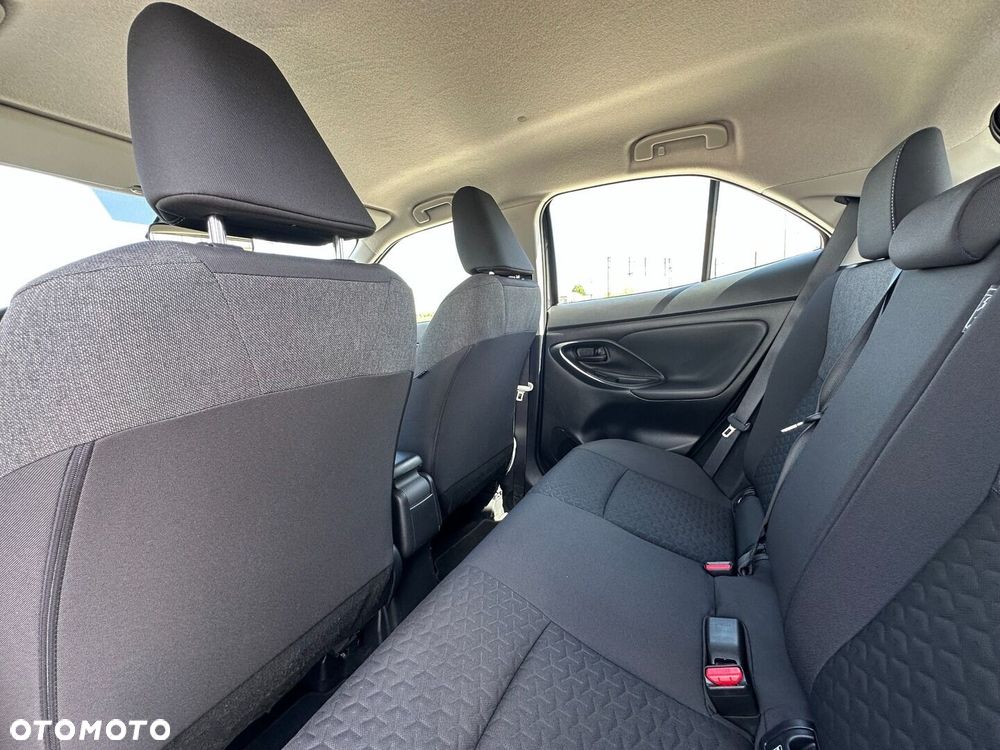 Toyota Yaris Cross Hybrid 1.5 Comfort - 13
