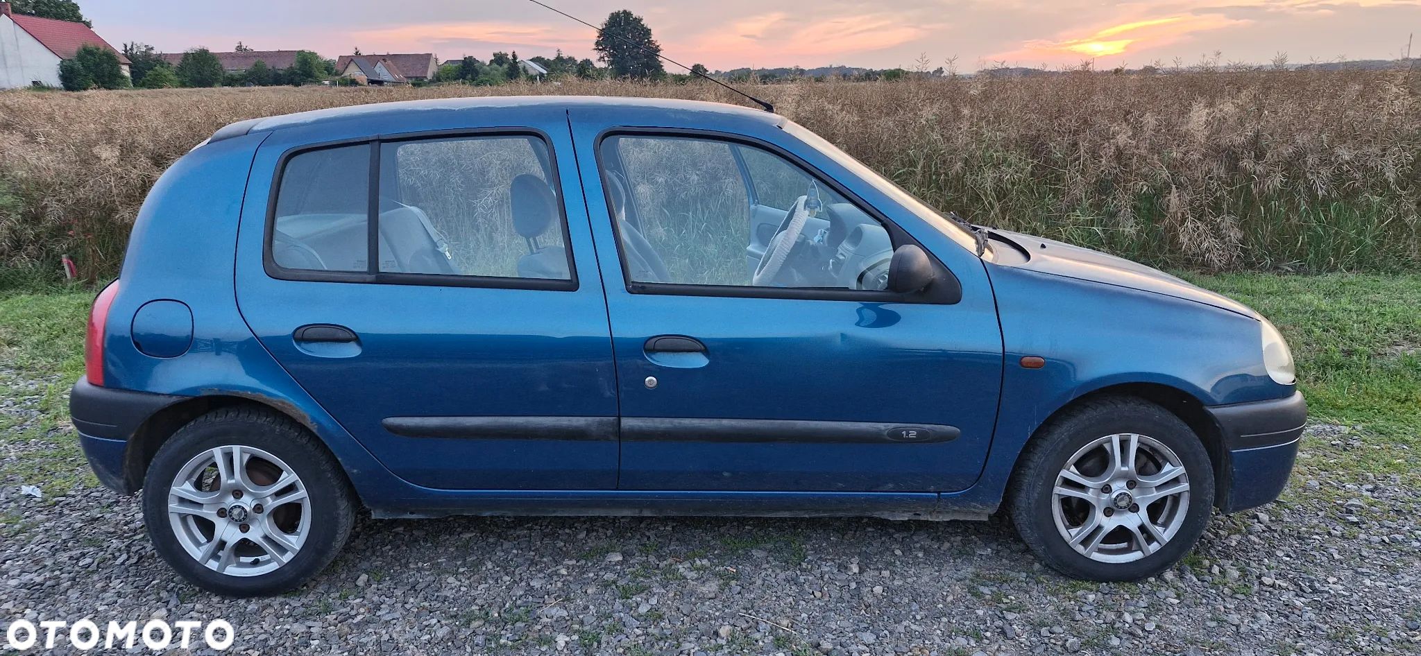 Renault Clio 1.2 Campus Authentique - 1