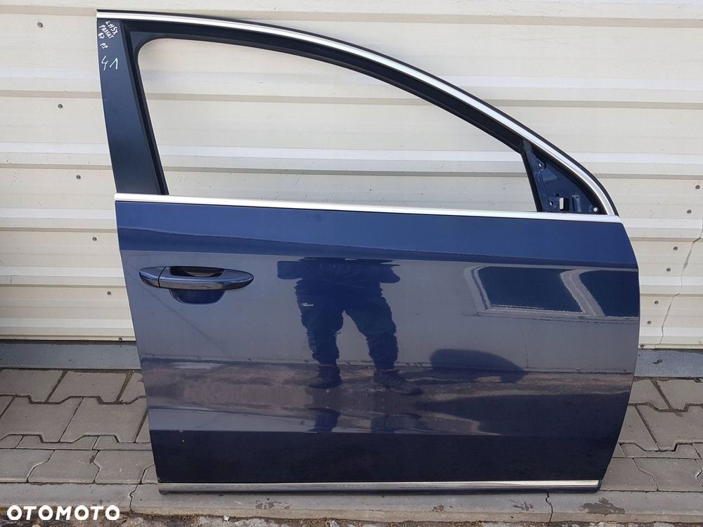 VW PASSAT B7 10-14r DRZWI PRAWE PRZÓD PRZEDNIE LH5X - 1