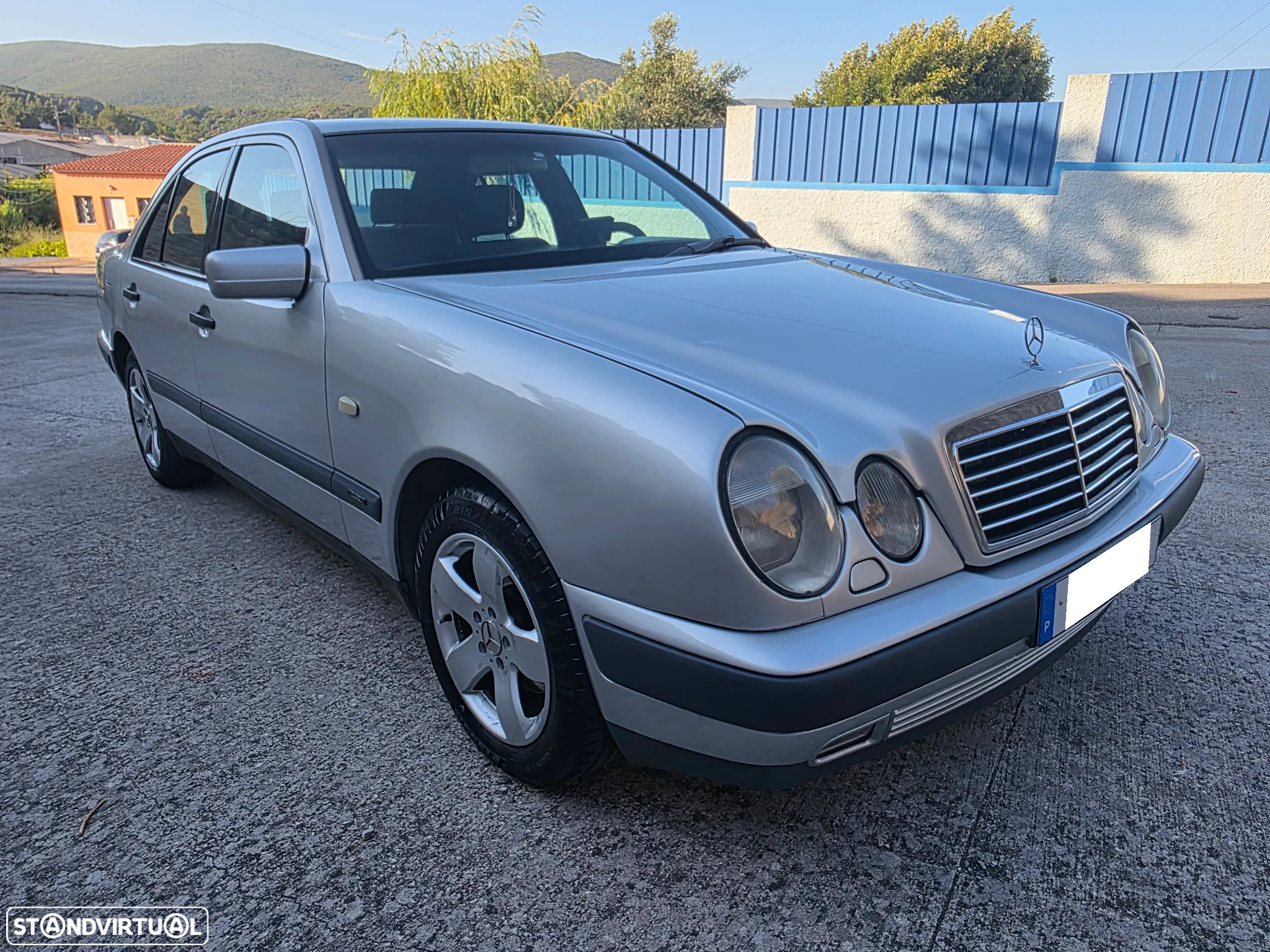 Mercedes-Benz E 290 TD Elegance - 9