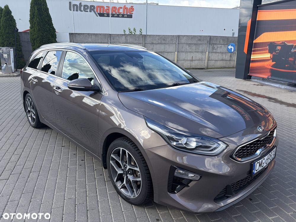 Kia Ceed - 1