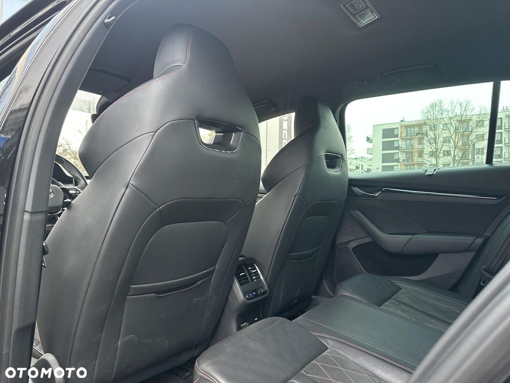 Skoda Octavia 2.0 TDI 4x4 RS DSG - 32