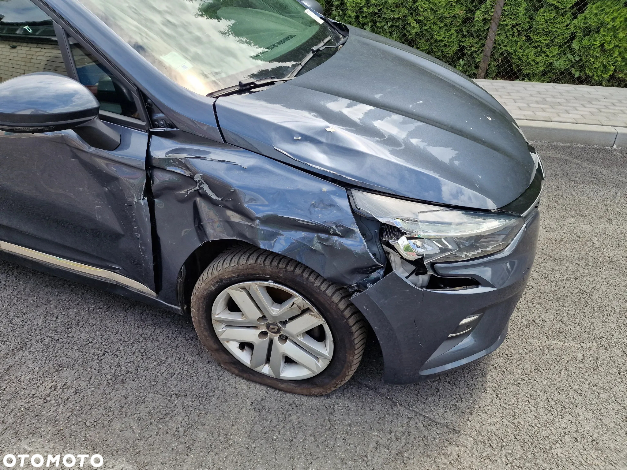 Renault Clio BLUE dCi 100 EVOLUTION - 29