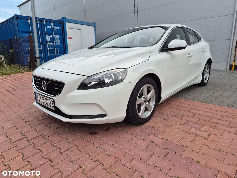 Volvo V40 D2 Momentum - 10
