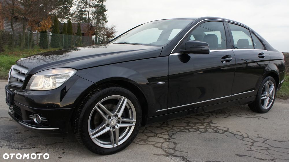 Mercedes-Benz Klasa C 180 Kompressor BlueEFFICIENCY - 12